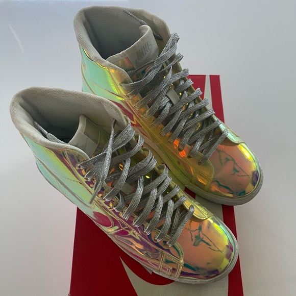 LIMITED EDITION Nike Blazer Mid PRM QS Iridescent WORN ONCE - Picture 6 of 8
